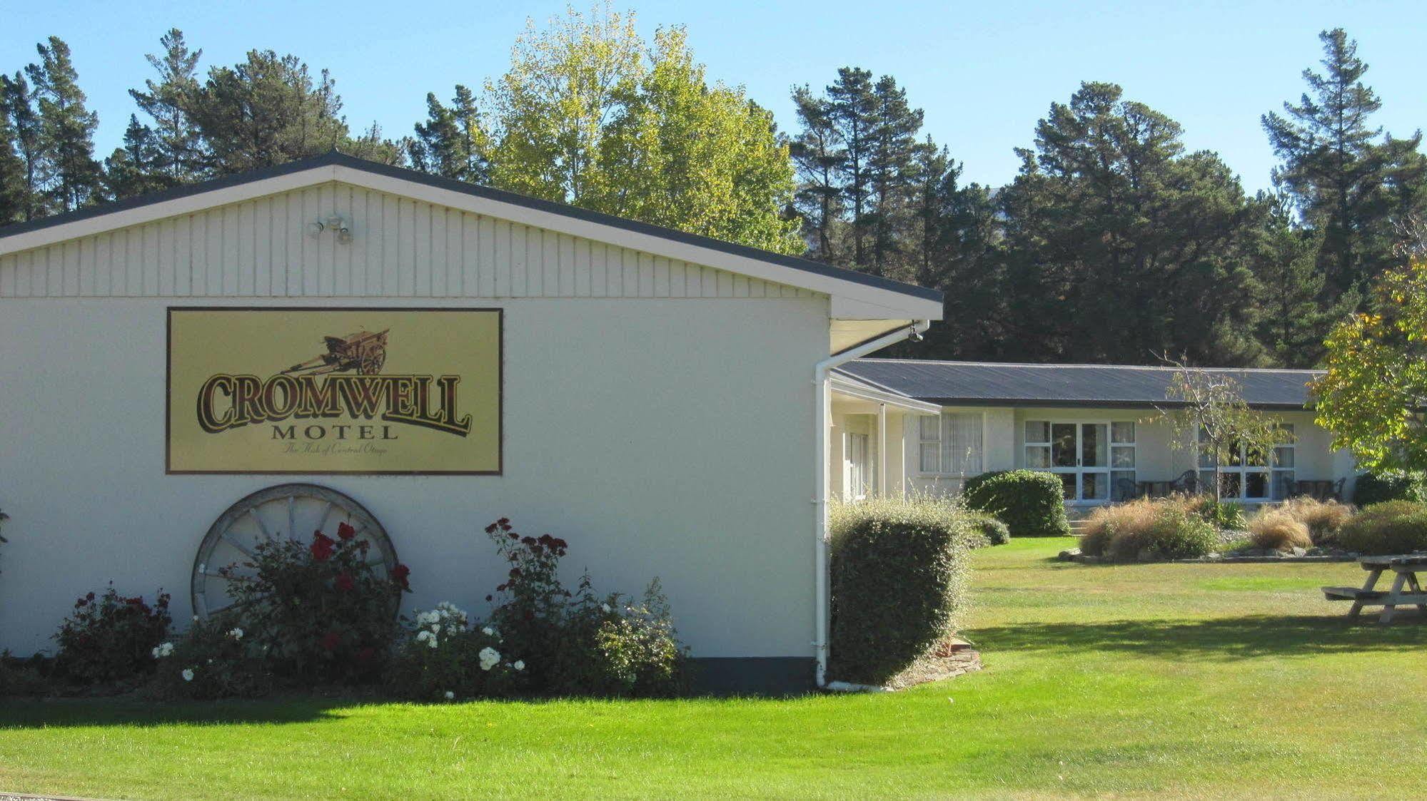 Cromwell Motel Екстер'єр фото